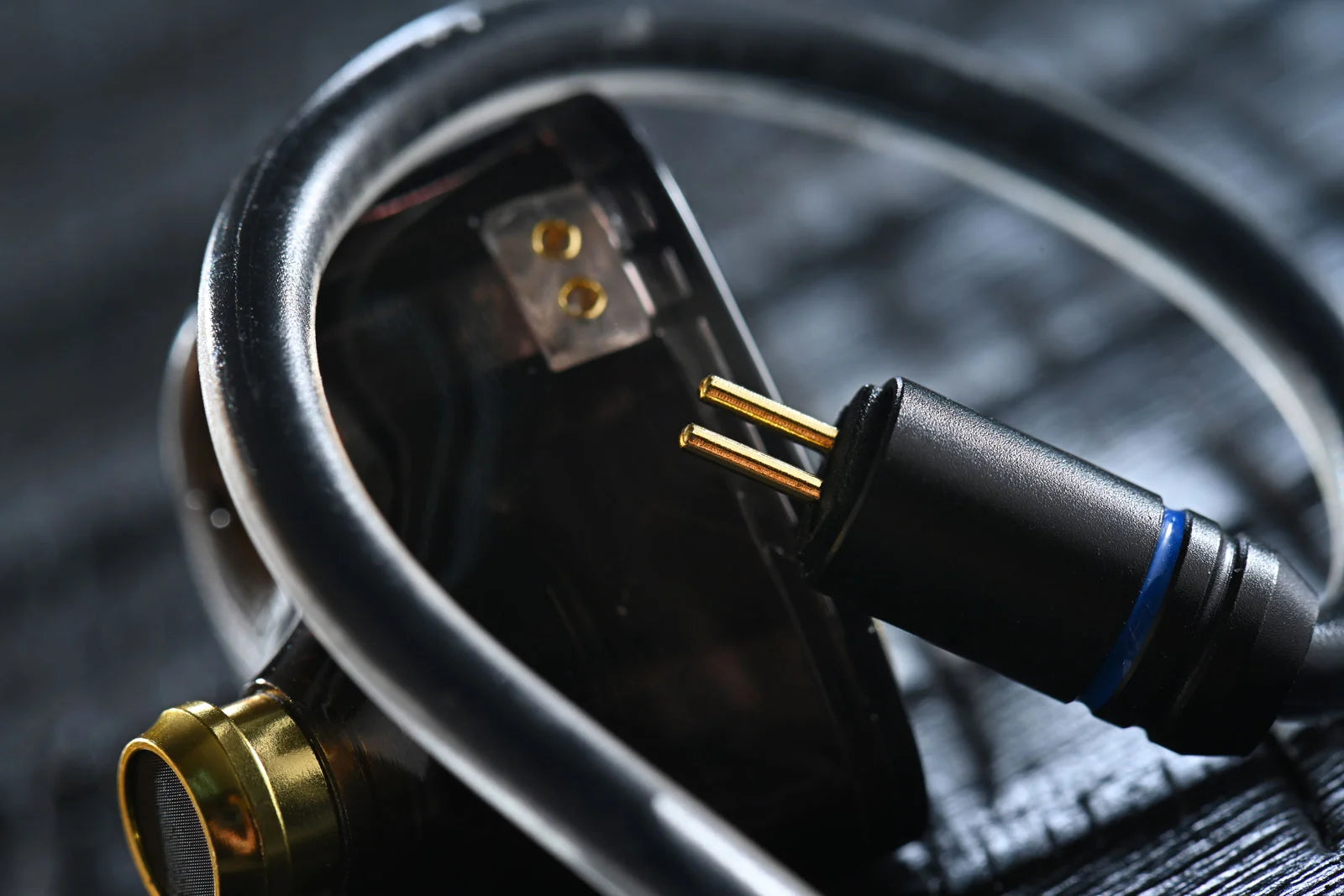 TangZu Waner SG 2 Dynamic Driver IEM Earphone 3.5mm 4.4mm Type-C Plug White Black