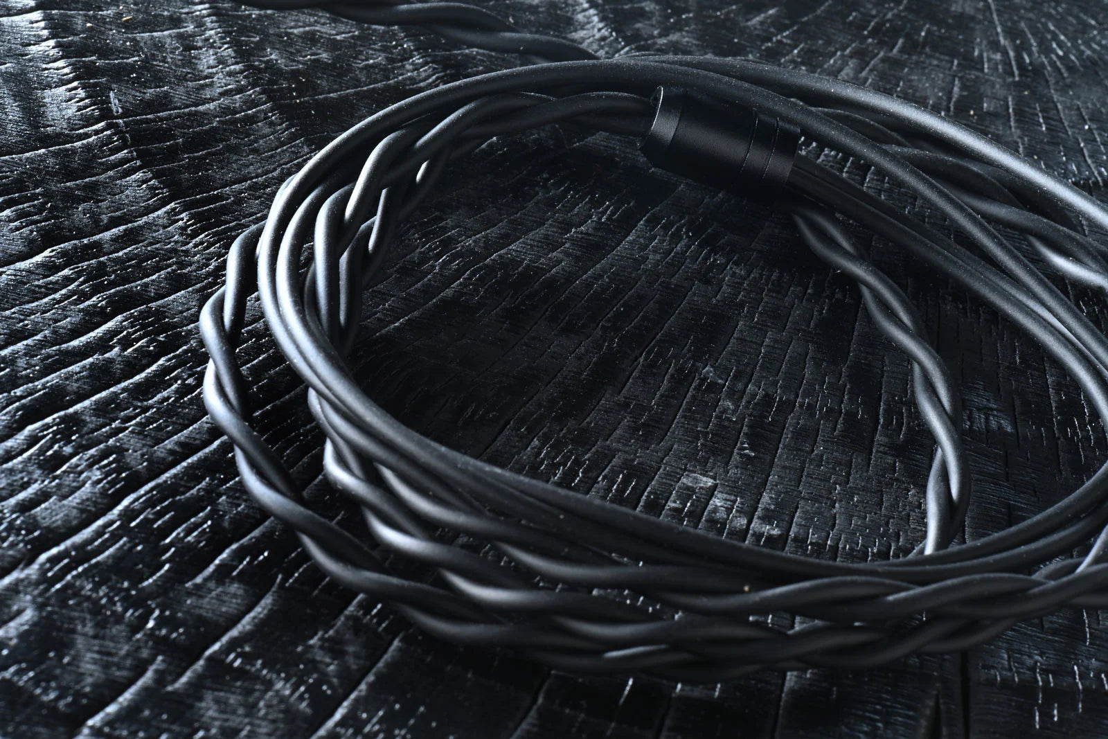 TangZu Waner SG 2 Dynamic Driver IEM Earphone 3.5mm 4.4mm Type-C Plug White Black