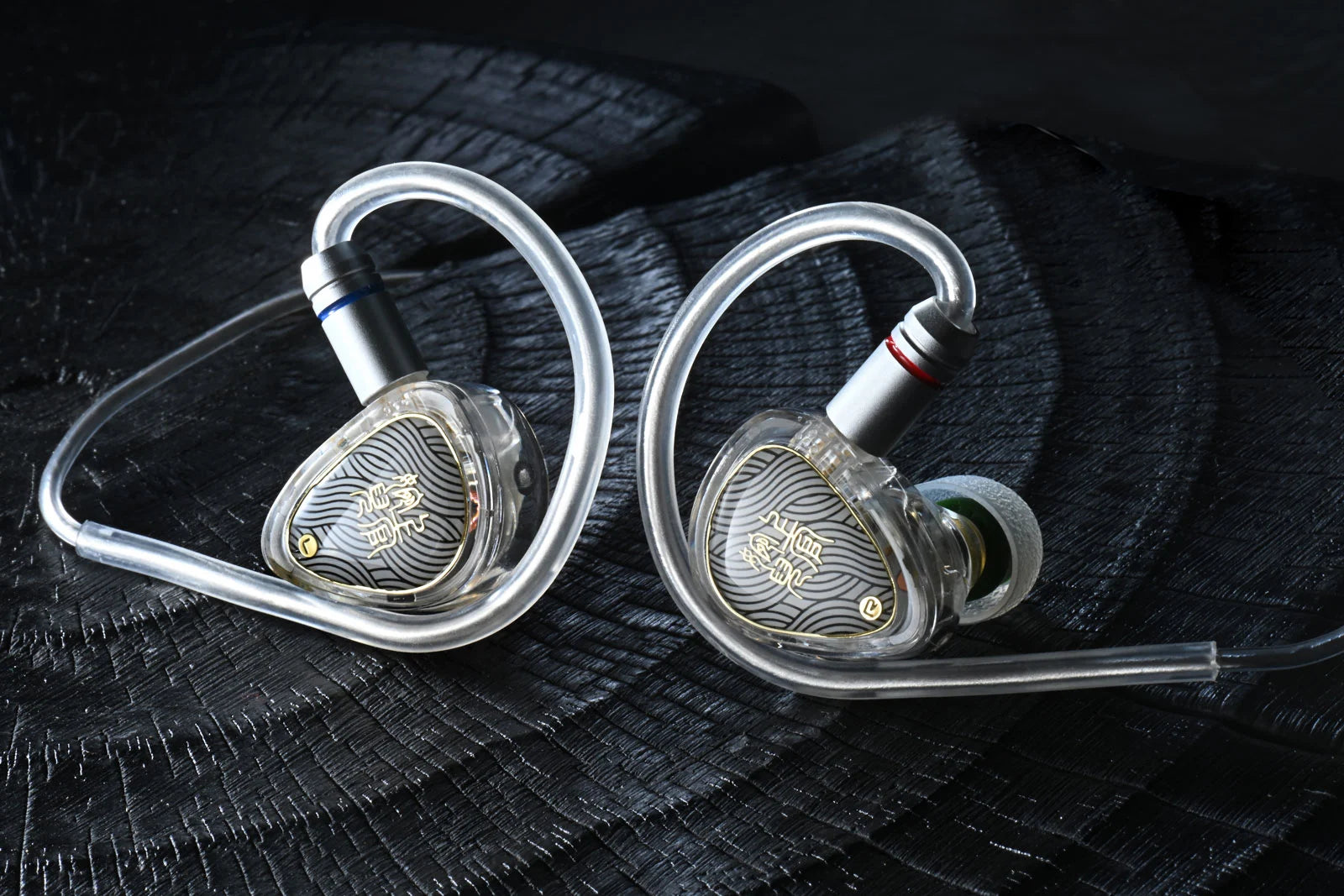 TangZu Waner SG 2 Dynamic Driver IEM Earphone 3.5mm 4.4mm Type-C Plug White Black