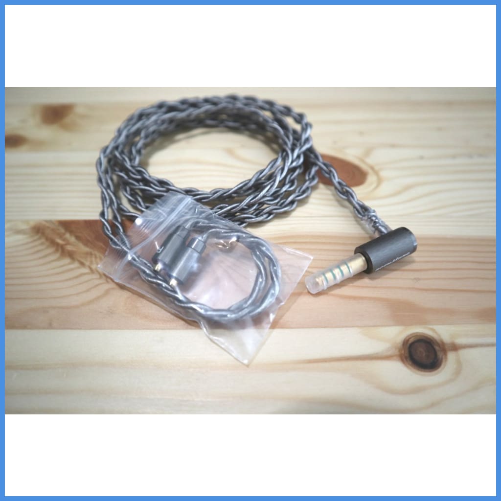 Acoustune Ars132 Ars133 Pentaconn Ear 4-Core Ofc Mixed Copper / Silver-Plated To 2.5Mm 4.4Mm