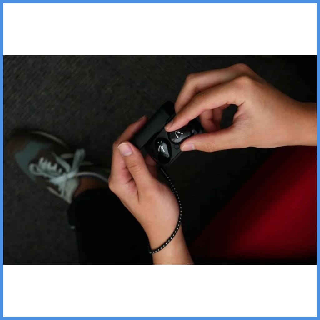 Fender Tour True Wireless Bluetooth Earphone Black Red 2 Colors
