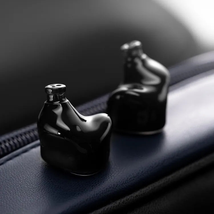 QoA Matador Hybrid 6‑Driver IEM – Power and Precision in Sound QoA Matador Hybrid 6‑Driver IEM – Power and Precision in Sound