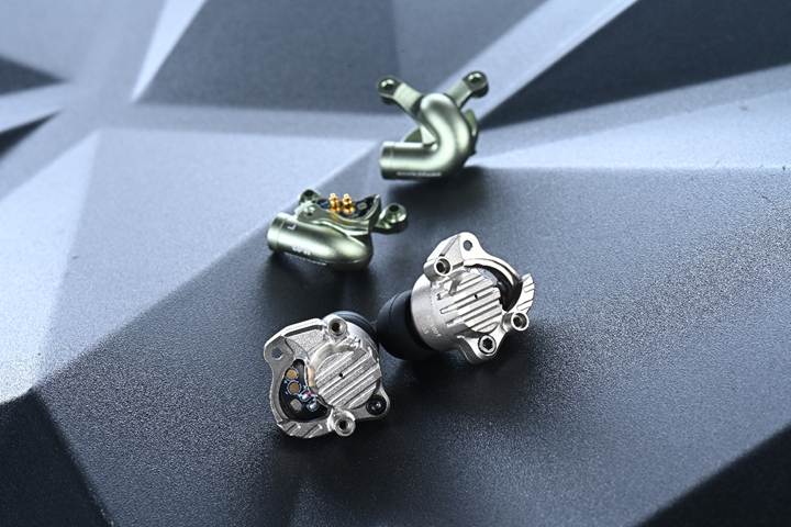 Acoutune C03 + M02G Chamber with Pentaconn Ear 4.4mm Earphone Cable for HSX1001 True Wireless Earphone