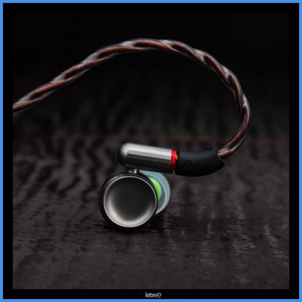 Dunu Luna Pure Beryllium Dynamic Driver With Silver-Plated Occ Mmcx Upgrade Cable Earphone