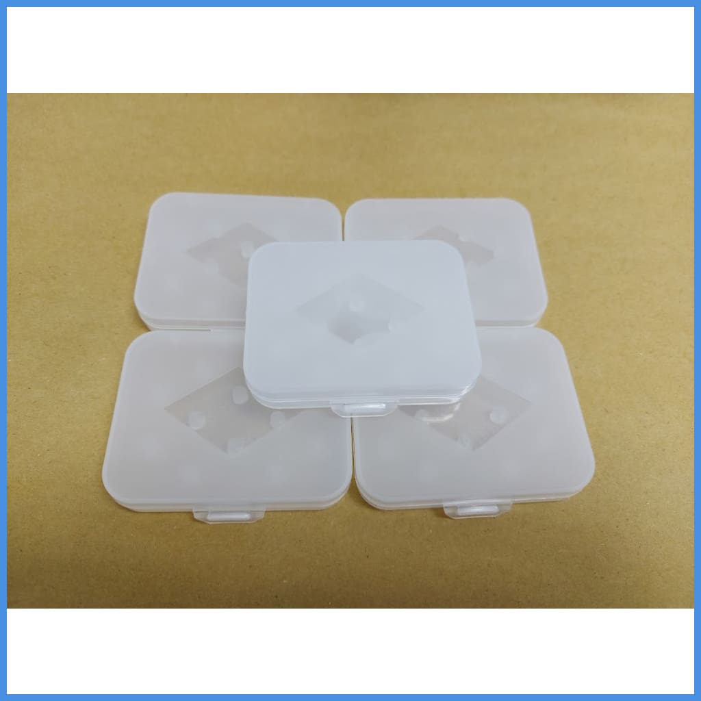 Eartips Plastic Hard Case Rectangle Medium Size 5 Pcs