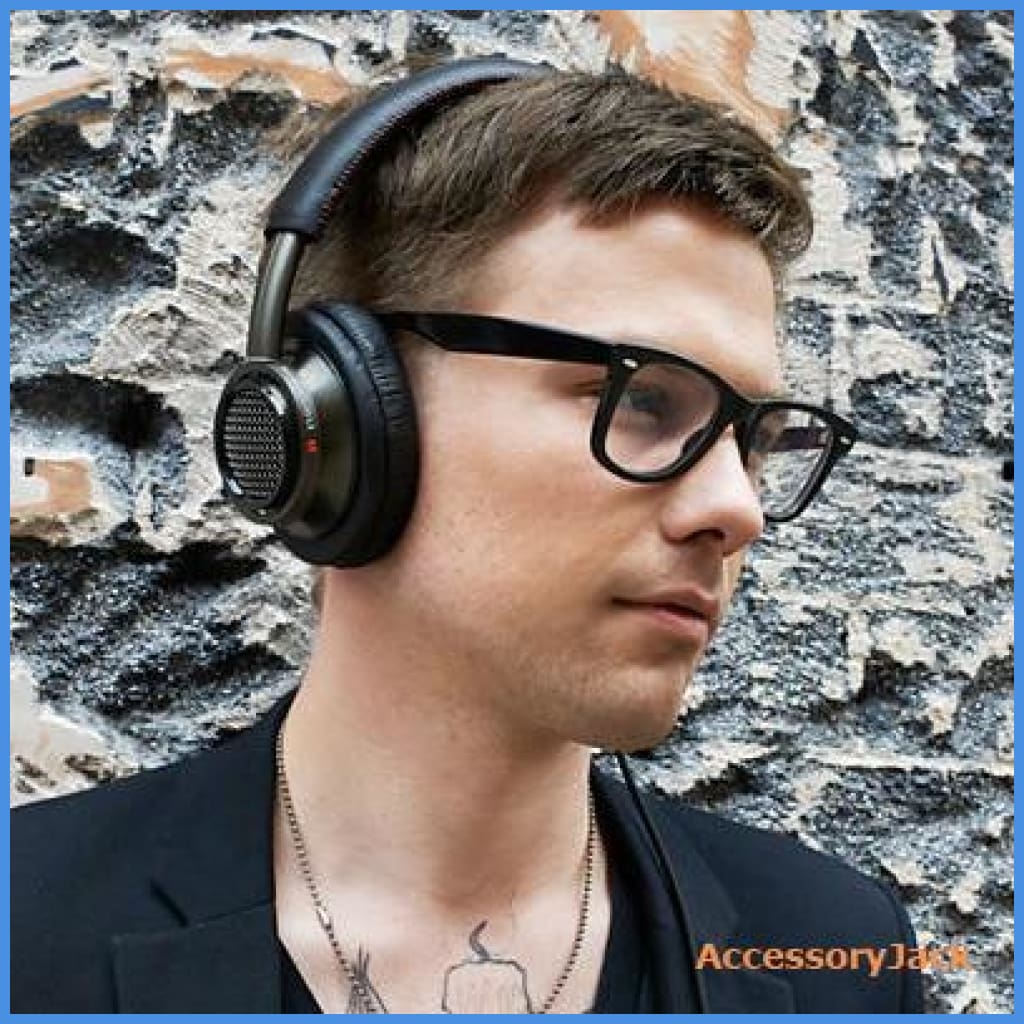 Philips Fidelio L2 Hi-Res Over-Ear Wired Headphone with In-Line Remote